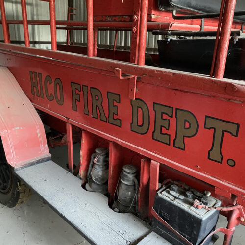 6020b2e8d636ba05d5302124_Old fire truck